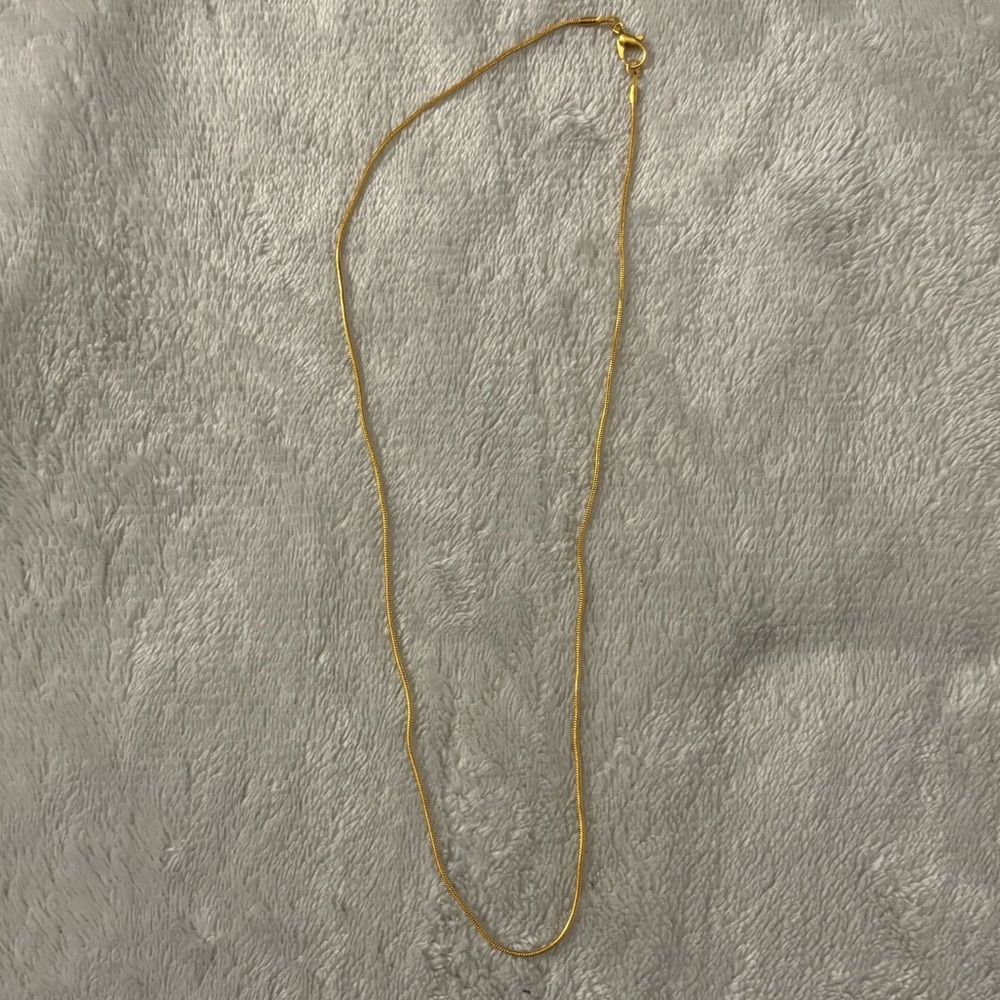 ✨ 18” Gold Plated Stainless Steel Snake Chain Necklace – Tarnish Resistant - Picture 2 of 4